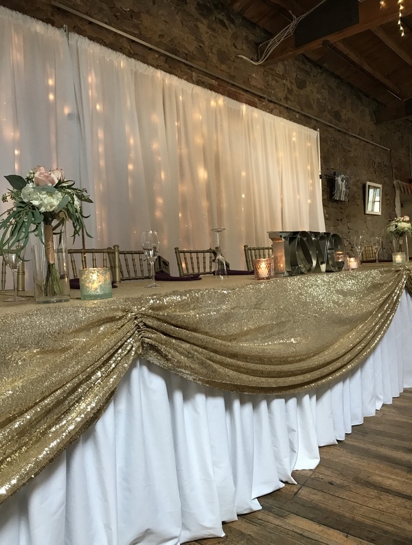 Wedding head clearance table